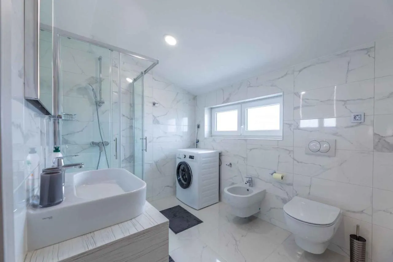 Apartment Holiday Home In Crikvenica 41678
