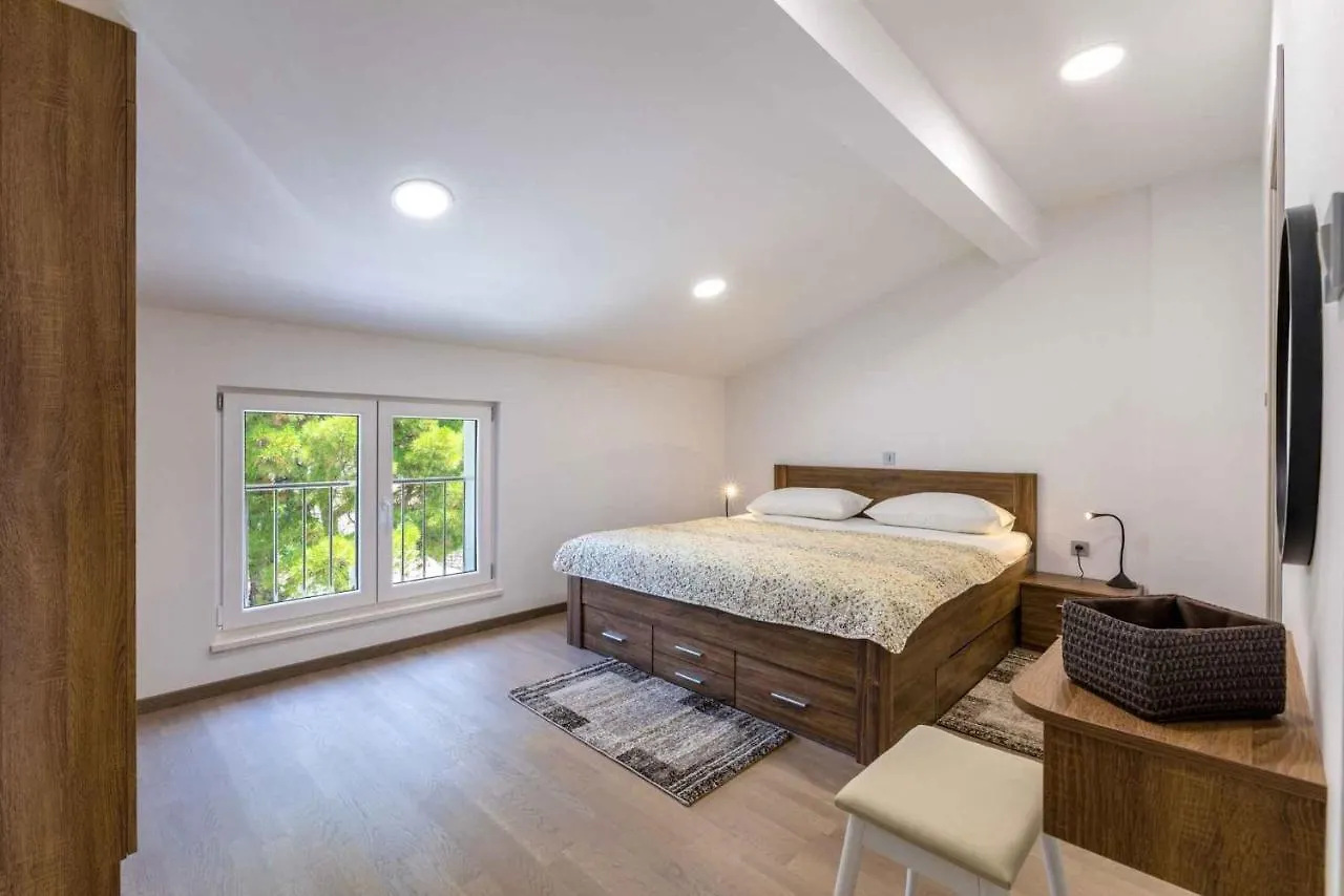 Holiday Home In Crikvenica 41678 Apartment