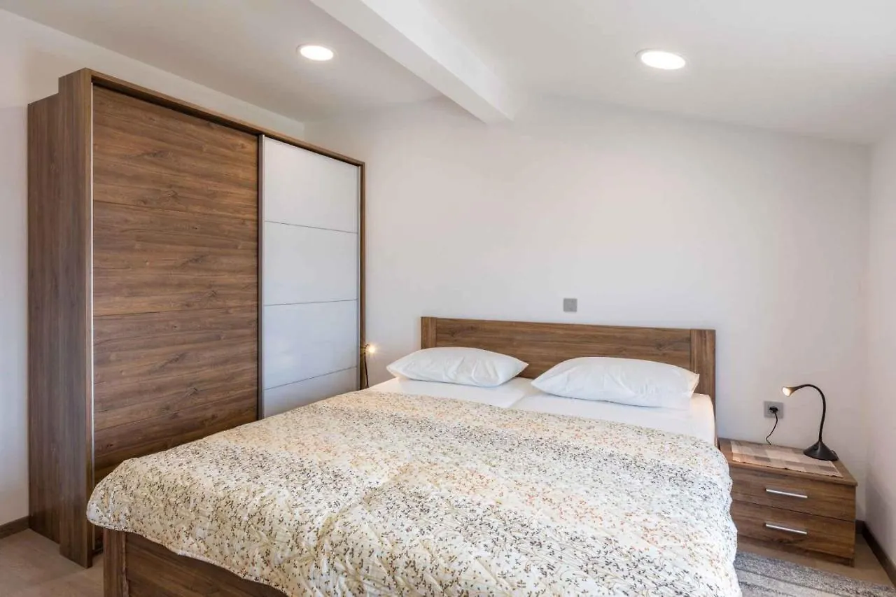 Holiday Home In Crikvenica 41678 Apartment